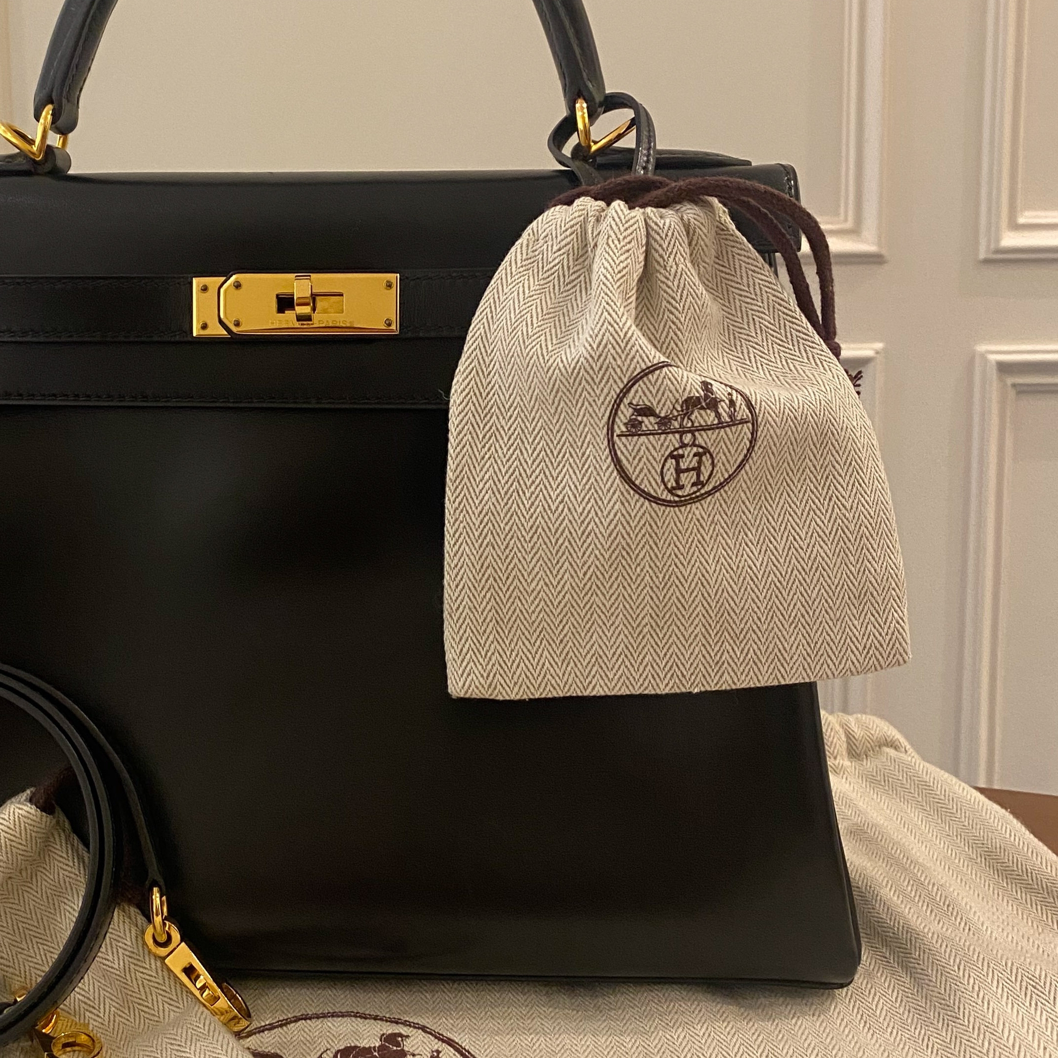 Hermès Kelly 28 Black Togo