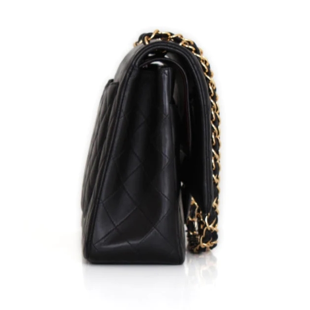 Photo (4) of CHANEL Timeless Maxi shoulder bag