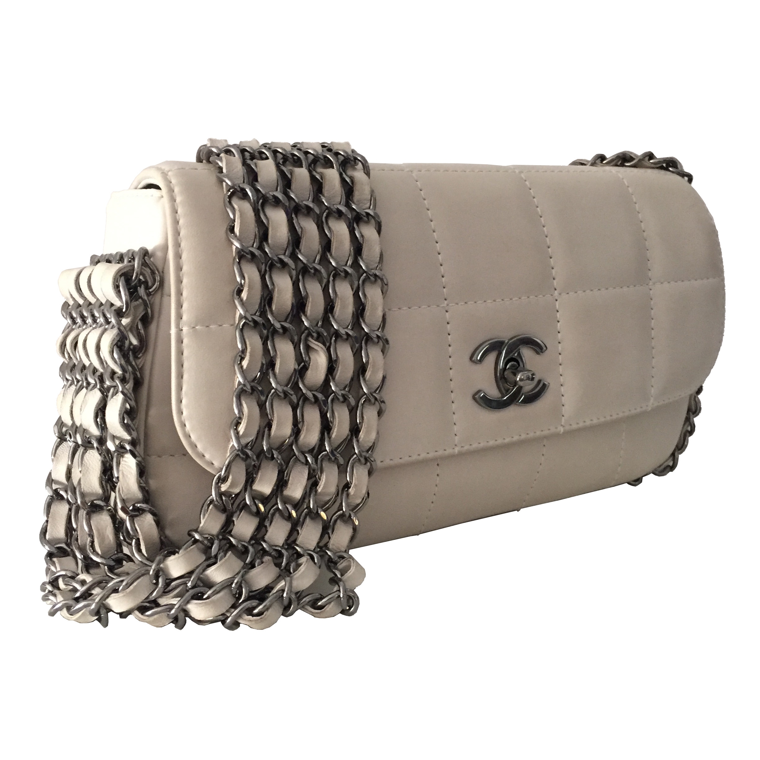 Photo (4) of CHANEL WHITE LEATHER MULTI CHAIN FLAP BAG SPECIAL EDITION