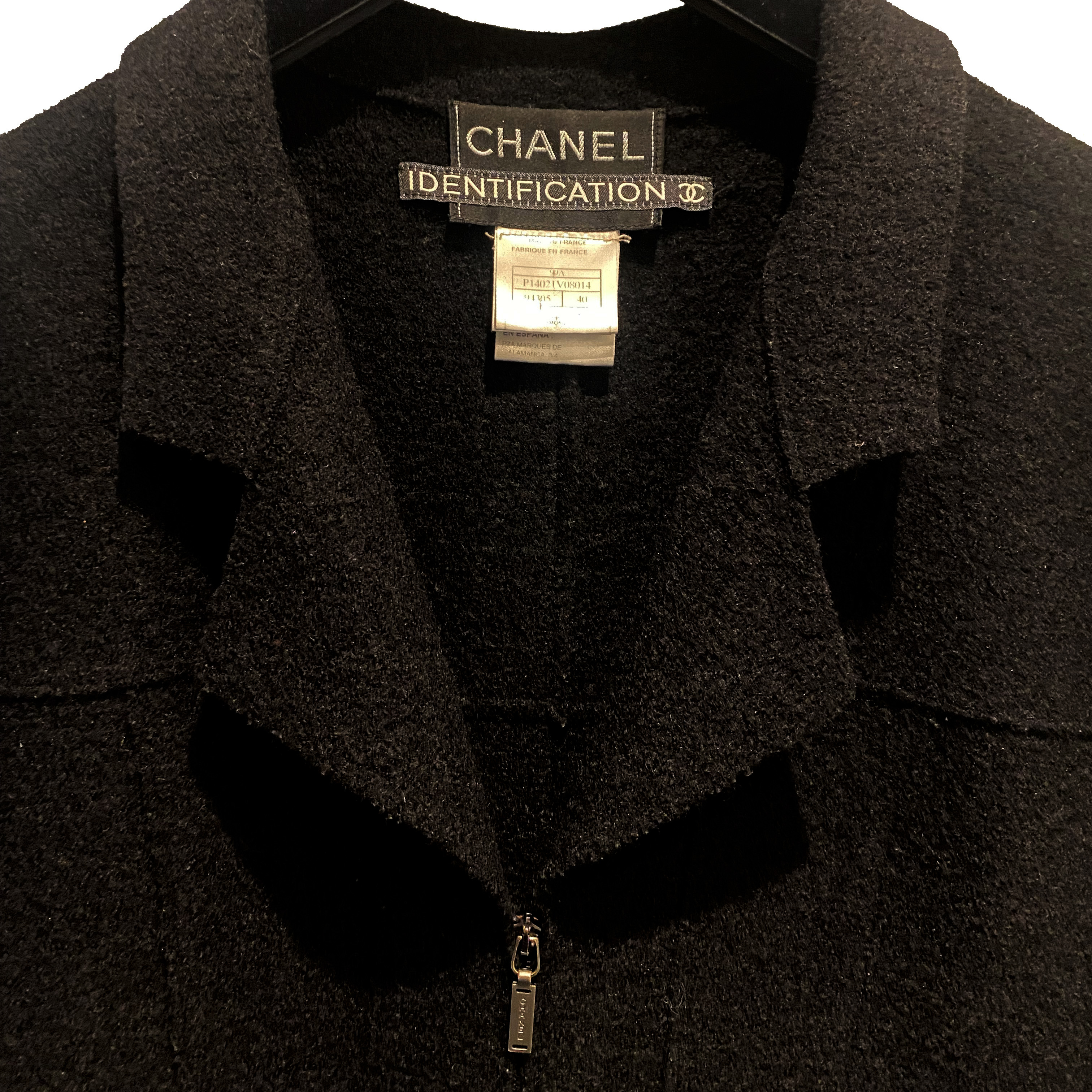 Photo (5) of CHANEL "IDENTIFICATION" COLLECTION BLACK JACKET A/W 1999